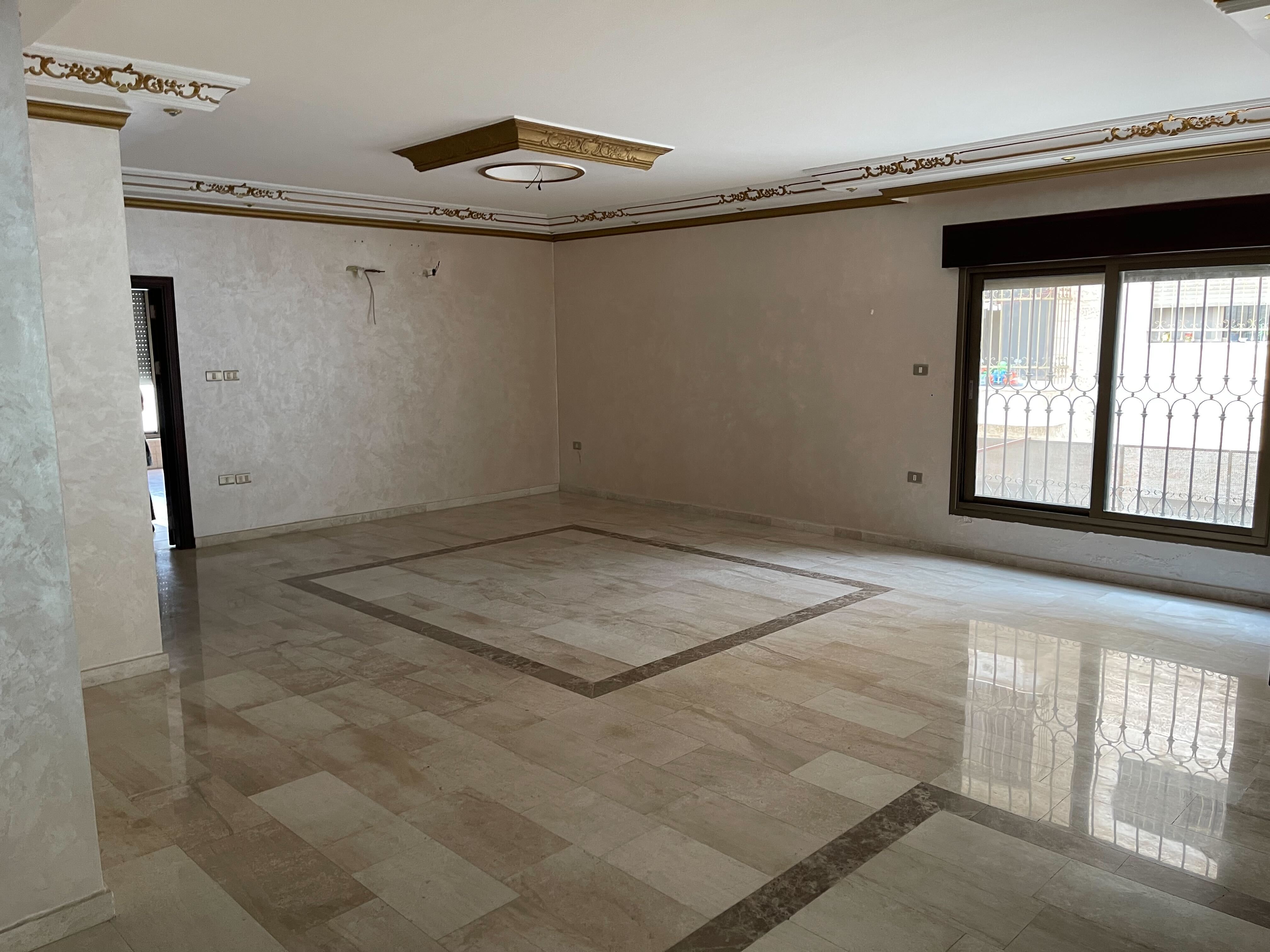 Luxurious 6-Bedroom Duplex in Khalda