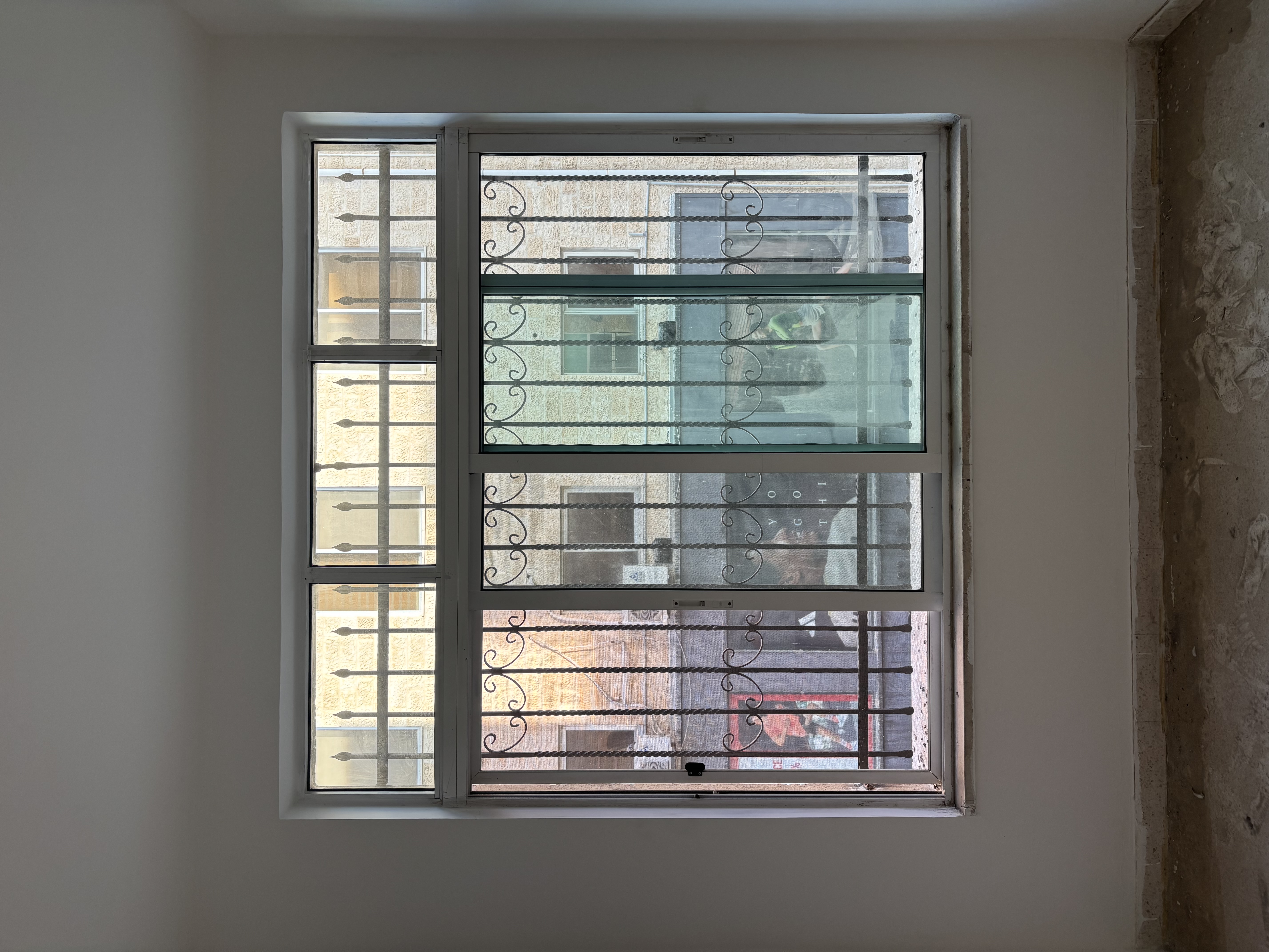 Commercial Office for Sale in Sweifieh — 1st Floor