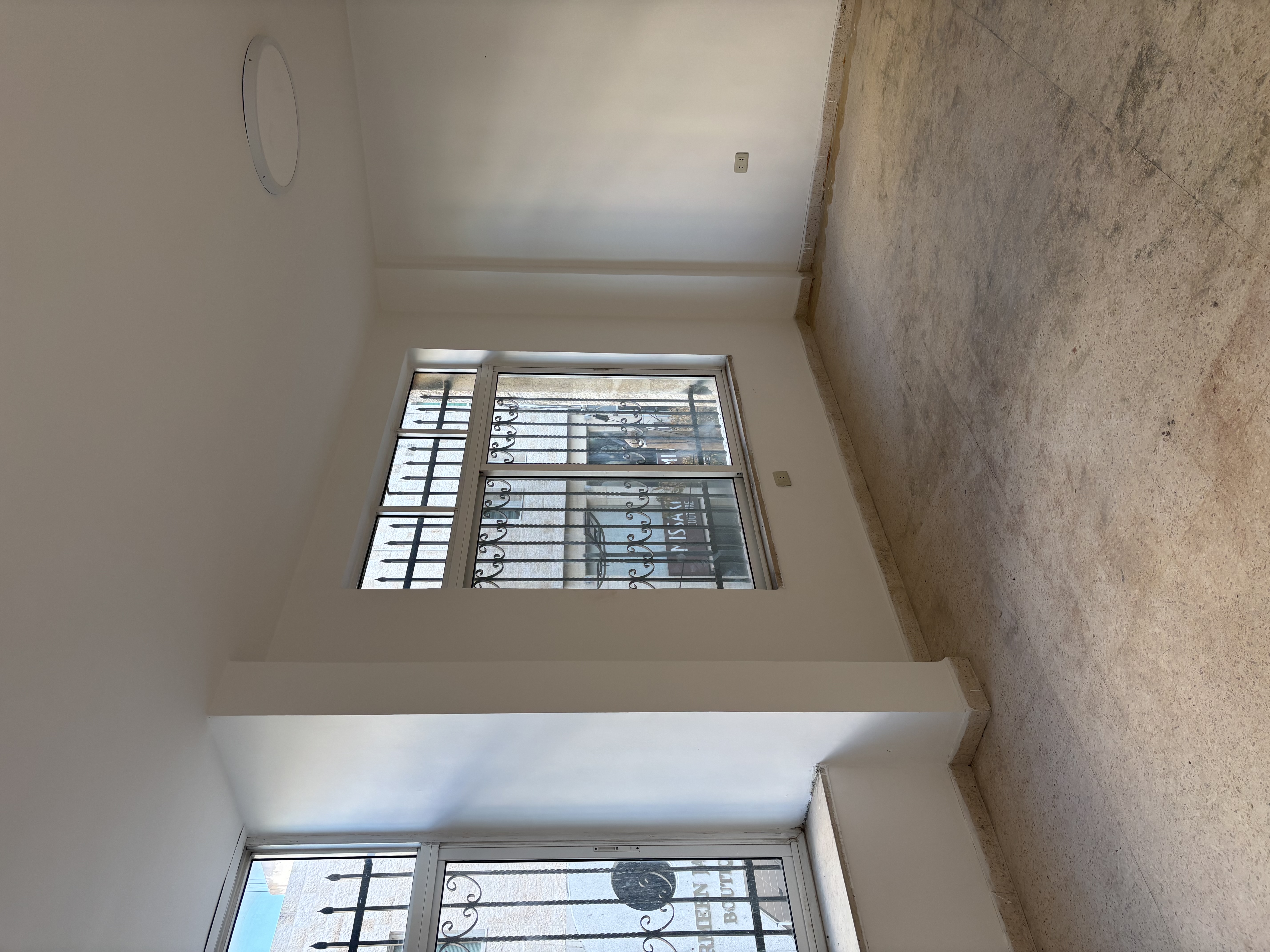 Commercial Office for Sale in Sweifieh — 1st Floor