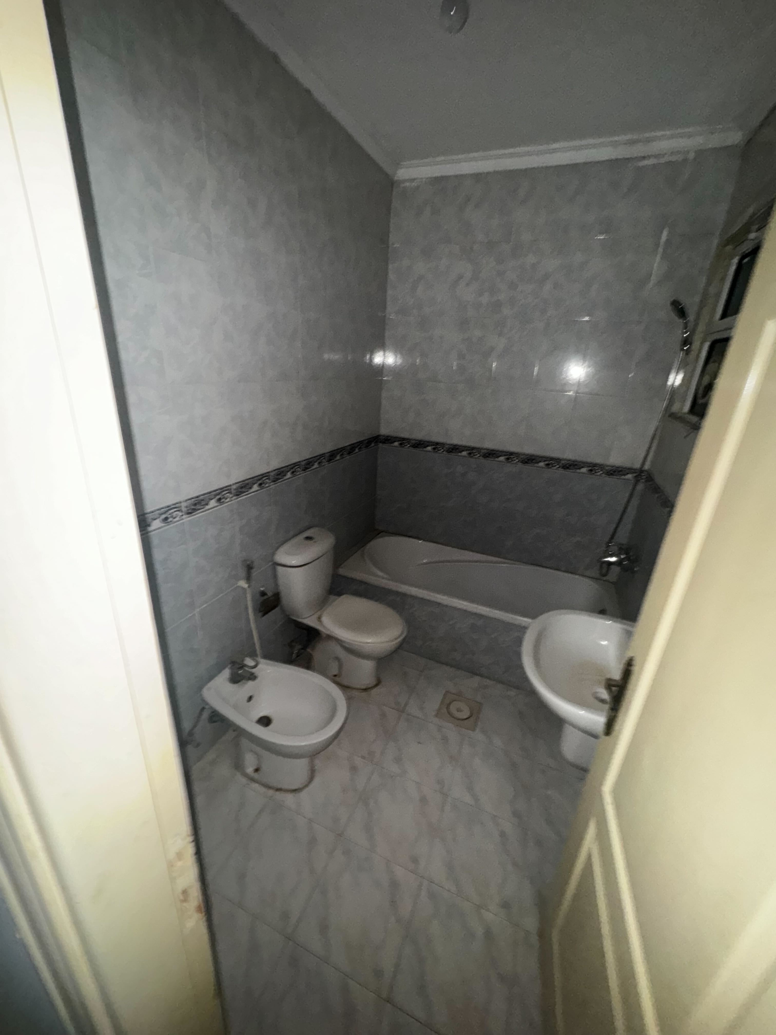 Spacious Basement Apartment in the Heart of Tlaa Al Ali