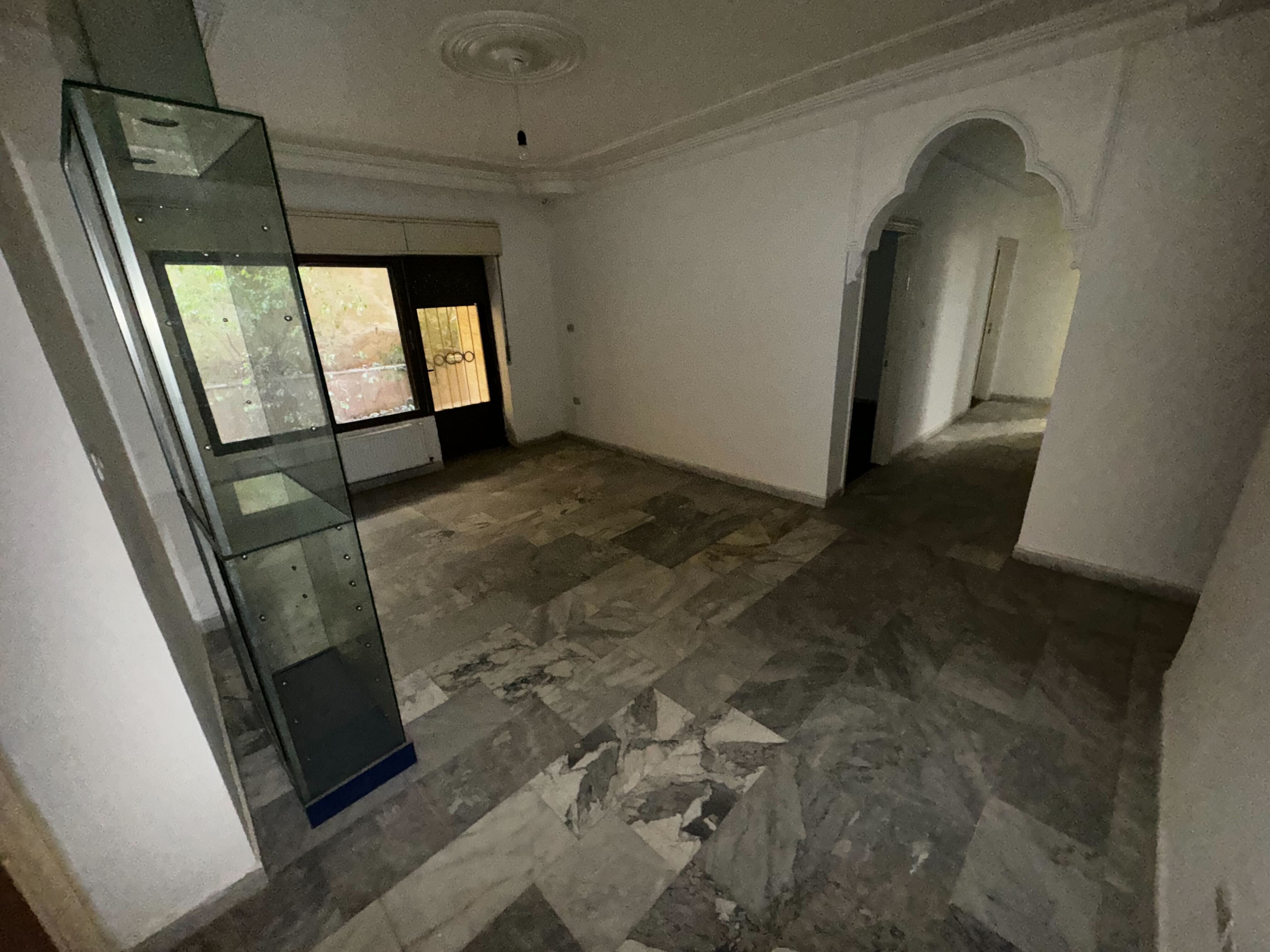 Spacious Basement Apartment in the Heart of Tlaa Al Ali