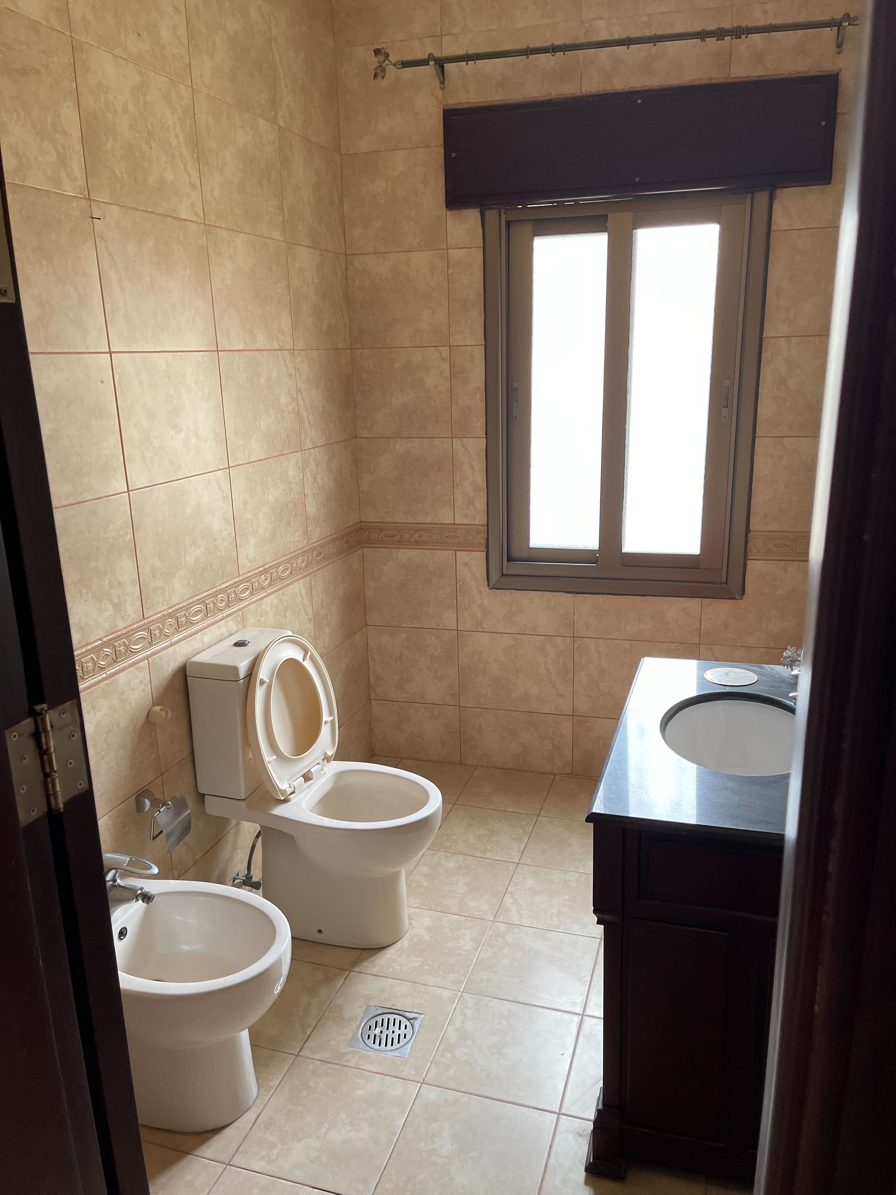 Luxurious 6-Bedroom Duplex in Khalda