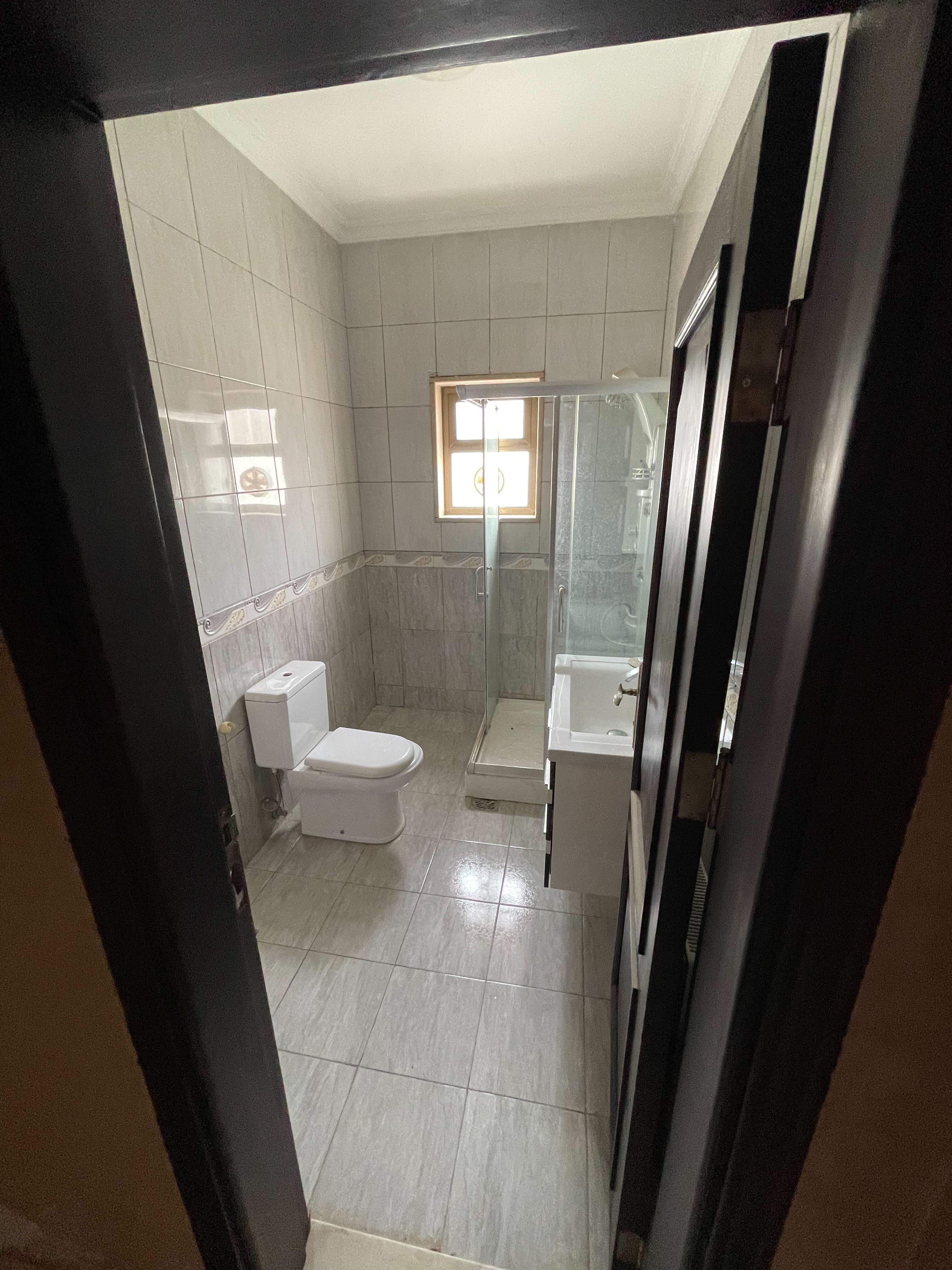 Luxurious 6-Bedroom Duplex in Khalda