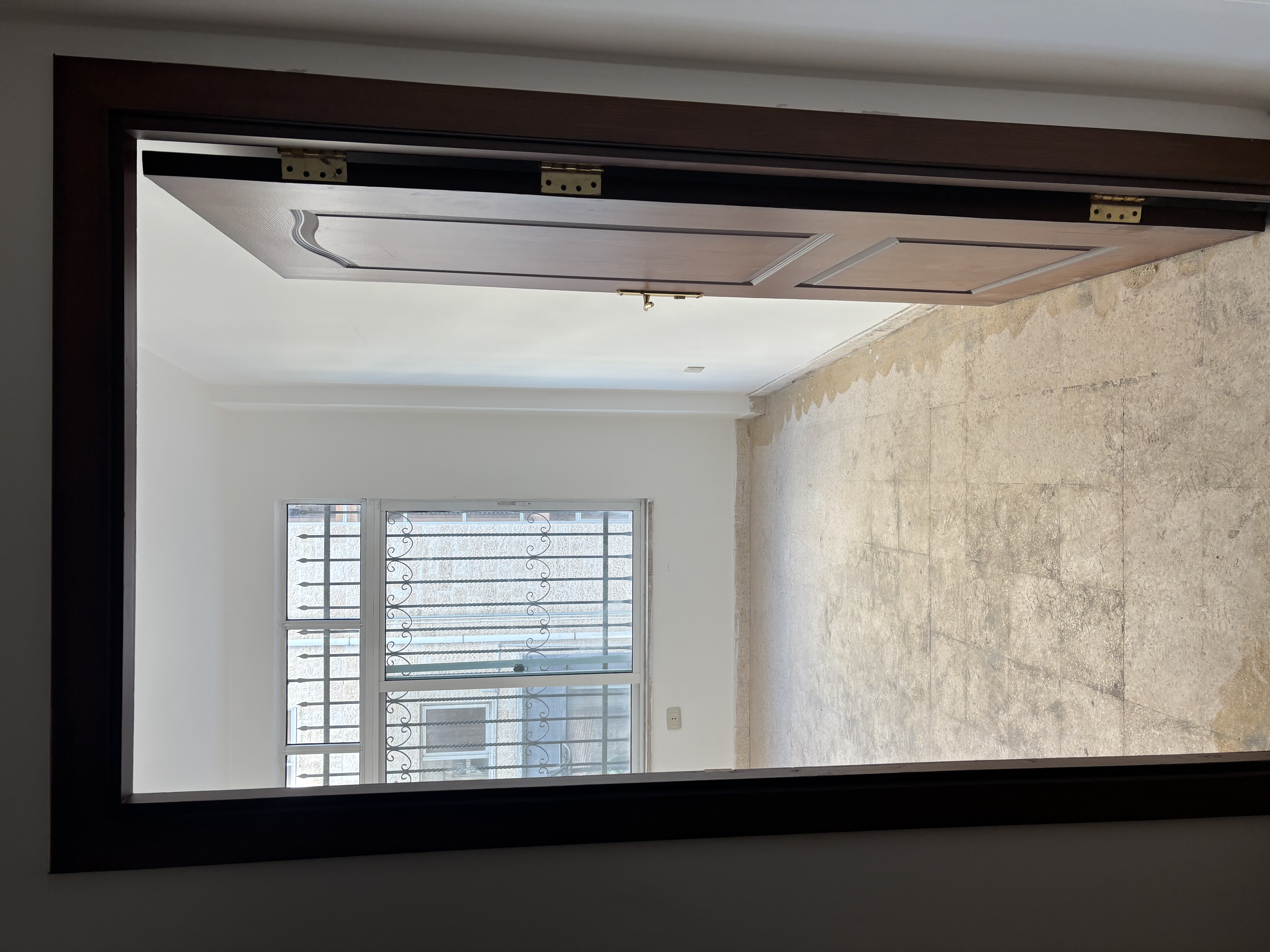 Commercial Office for Sale in Sweifieh — 1st Floor