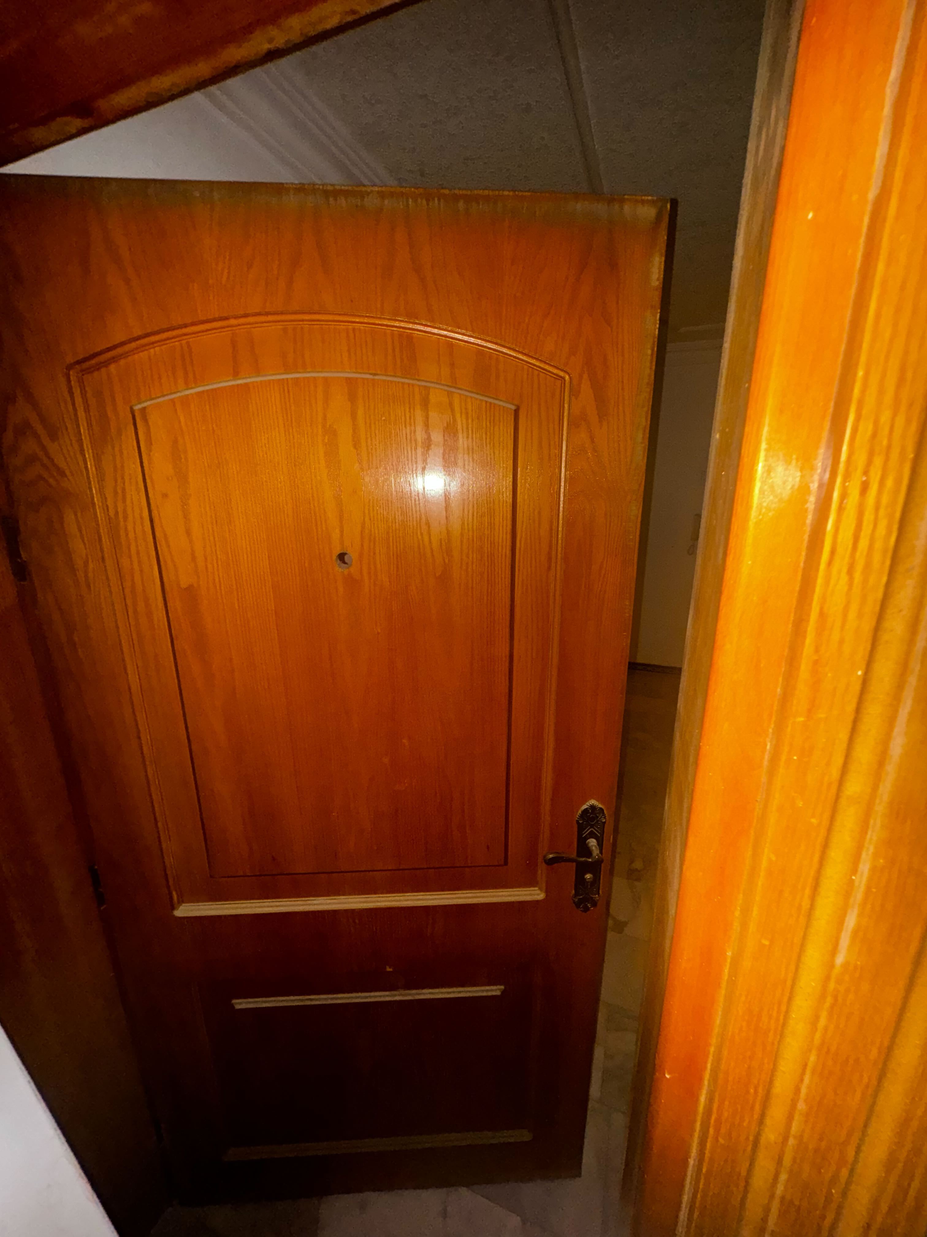 Spacious 4-Bedroom Apartment at a Preferential Price in Tlaa Al Ali