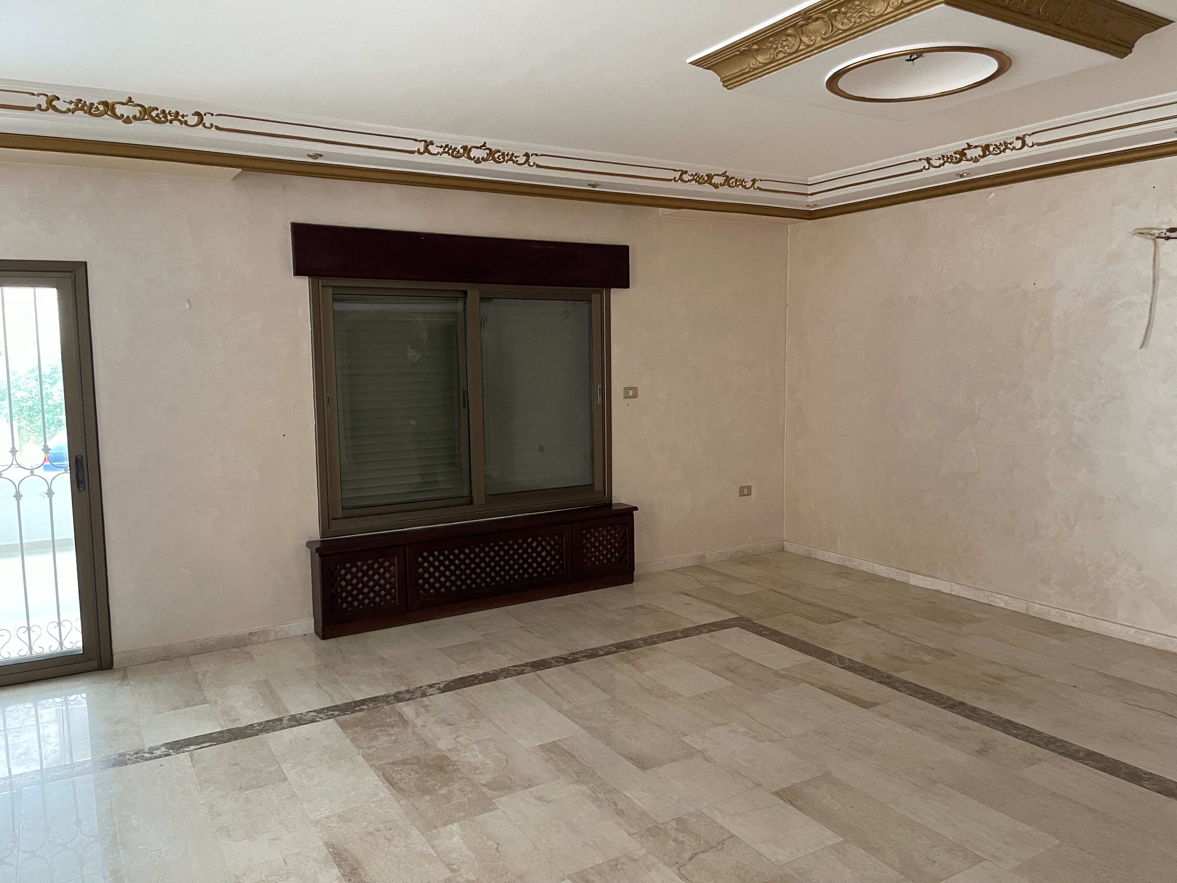 Luxurious 6-Bedroom Duplex in Khalda