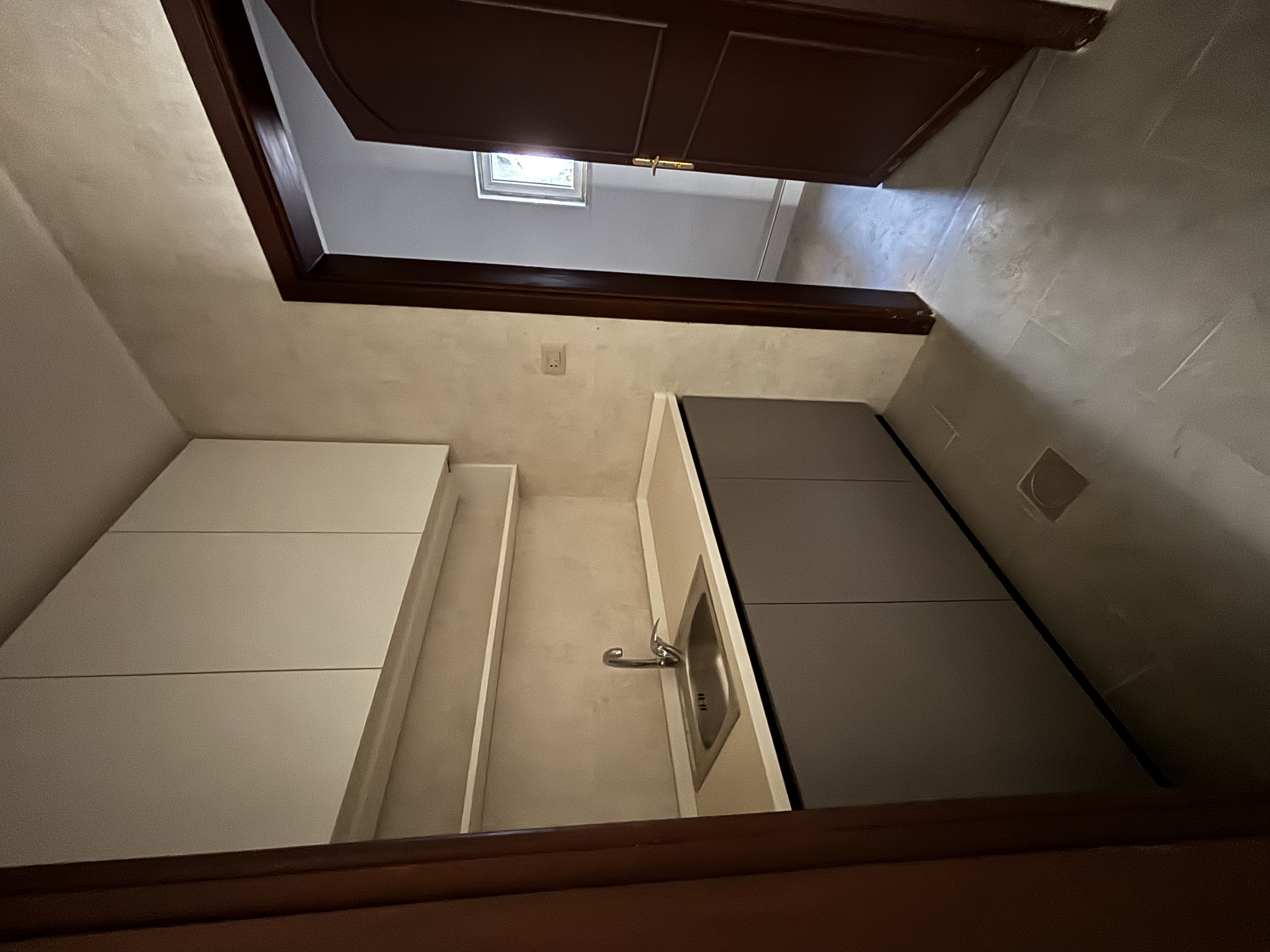 Commercial Office for Sale in Sweifieh — 1st Floor