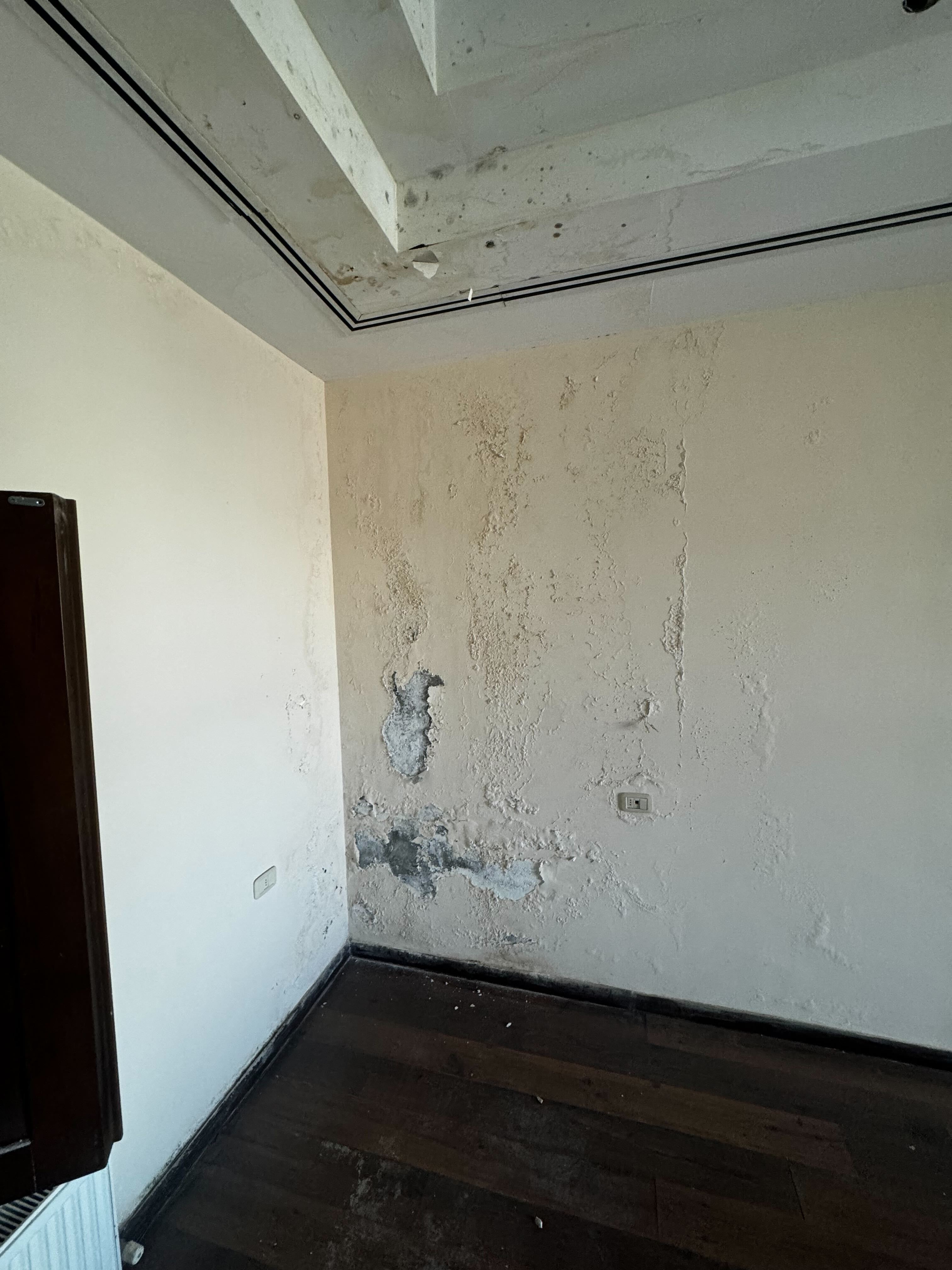 Residential Apartment in the Prestigious Deir Ghbar Neighborhood