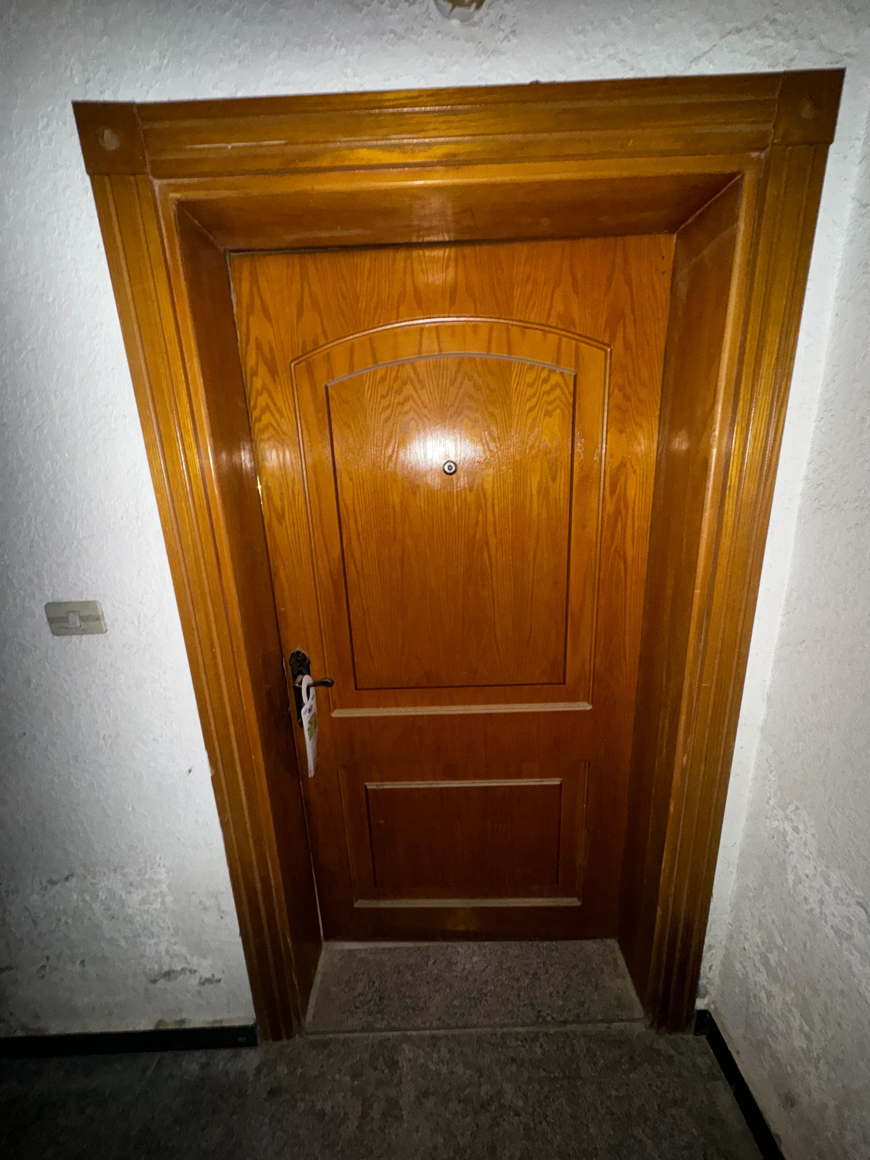 Spacious Basement Apartment in the Heart of Tlaa Al Ali