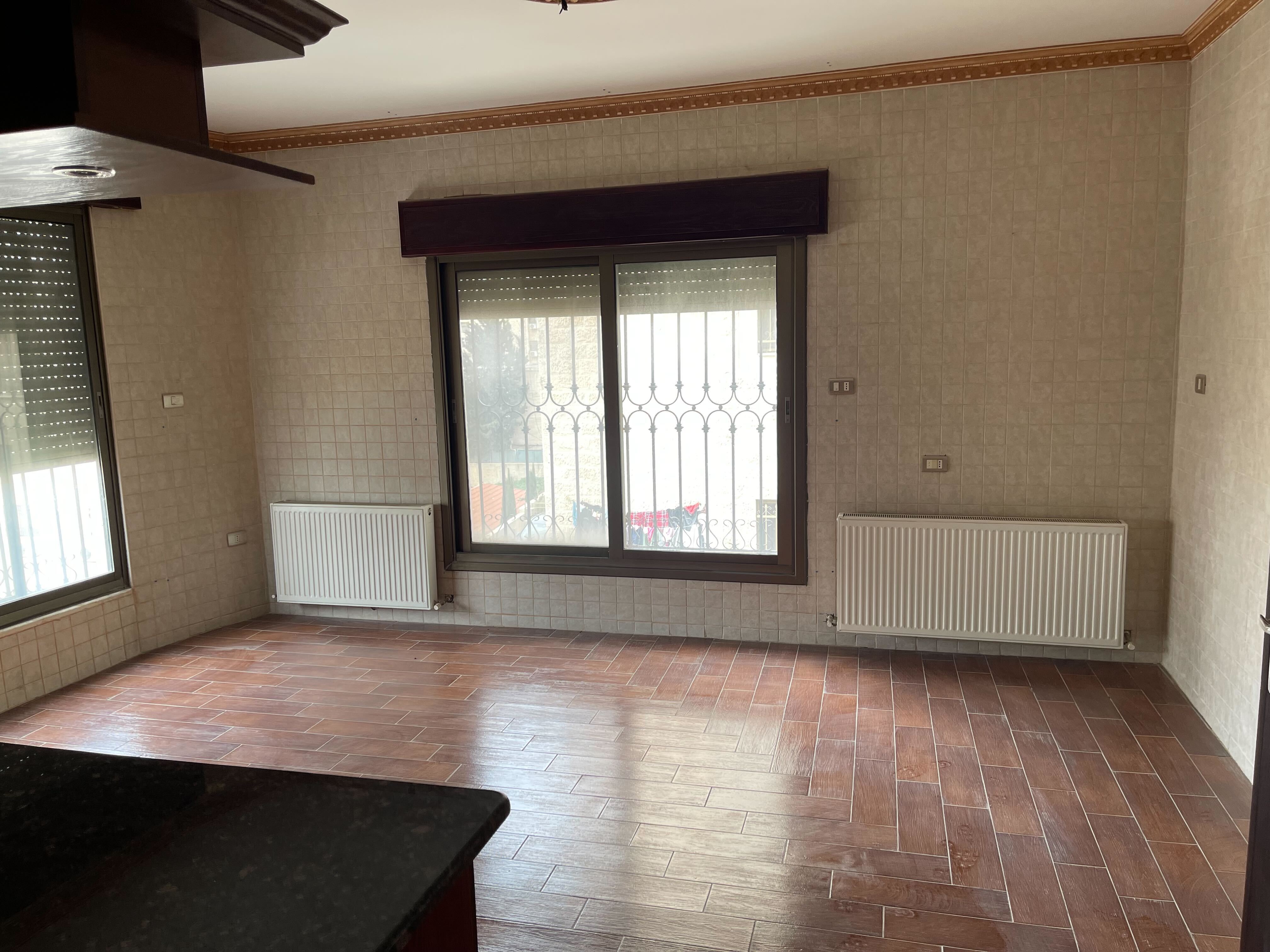 Luxurious 6-Bedroom Duplex in Khalda